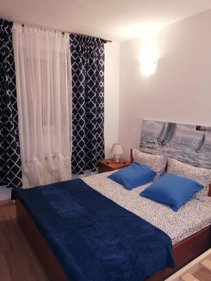 Apartmani Katerina Пула Экстерьер фото